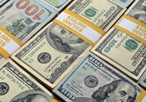 دلار وارد کانال ۷۰ هزار تومان شد