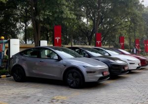 چشم‌انداز فروش تسلا تاریک شد