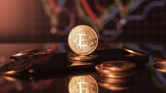 بیت‌کوین نتوانست بالای ۷۰ هزار دلار بماند