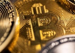 بیت‌کوین به کف قیمت جدید دل بست