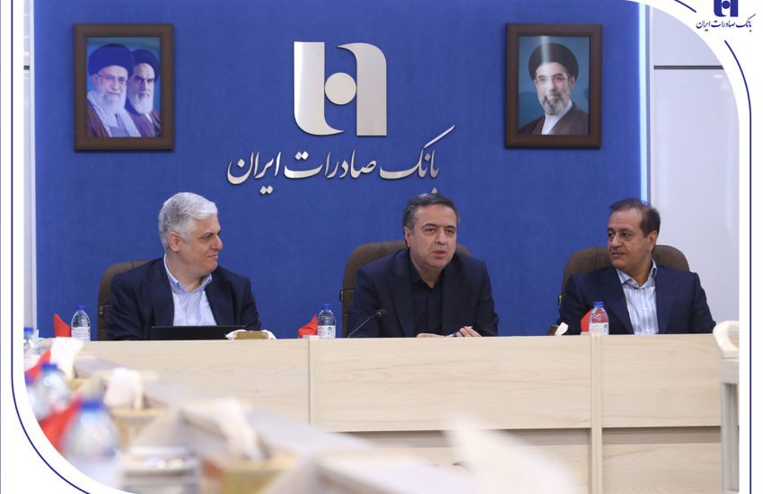 بانک صادرات ایران و جهاد اقتصادی در صنعت قطعه‌سازی؛ چشم‌انداز نوین تأمین مالی کسب ‌و کارها و زنجیره تولید/ تأکید قربان اسکندری بر توسعه کمی و کیفی خطوط تولید در چارچوب سازندگی نوین و جهاد اقتصادی
