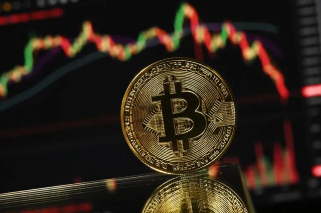 بیت‌کوین در آستانه سقوط بیشتر قیمت قرار دارد؟