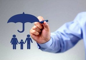 شرکت‌کنندگان در مراسم تشییع رهبر شهید بیمه می‌شوند