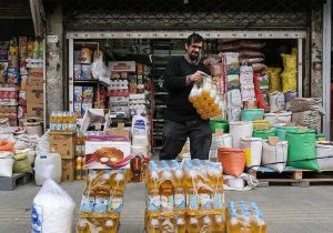 تأخیر ۲۵ روزه در تسویه؛ مغازه‌های بیشتری کالابرگ را کنار گذاشتند