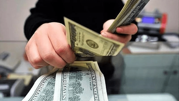 دلار ۱۵۰ هزار تومانی هم صادرکنندگان را راضی نکرد