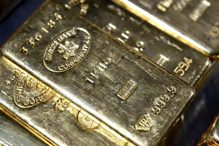 طلای جهانی در مسیر کاهش قیمت