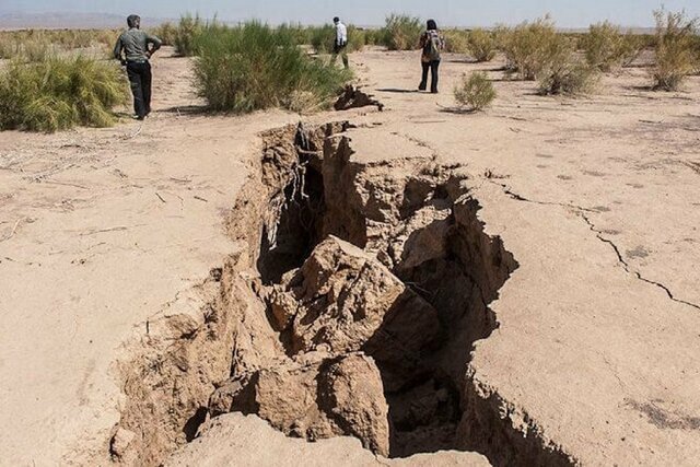 هشدار درباره فرونشست زمین؛ نزدیک به یک میلیون حلقه چاه، ۴۵ درصد غیرمجاز