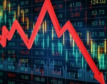 بورس هفته را با ریزش سنگین آغاز کرد