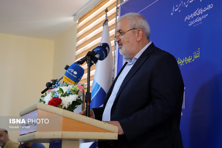 شبکه برق کشور در اوج بار تابستان پایدار ماند/ هدف‌گذاری ۱۲ هزار مگاوات نیروگاه تجدیدپذیر